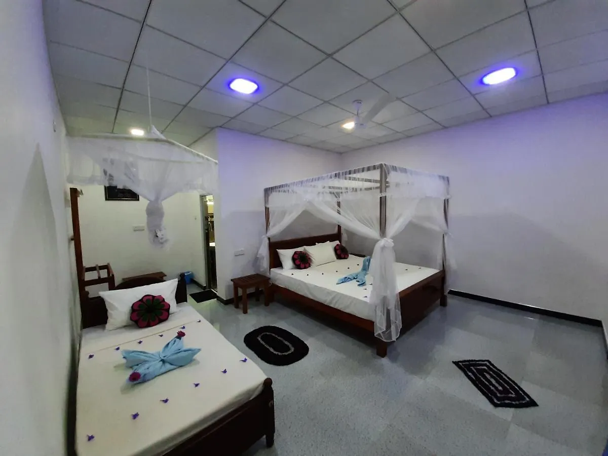 Galaxy View Homestay Sigiriya